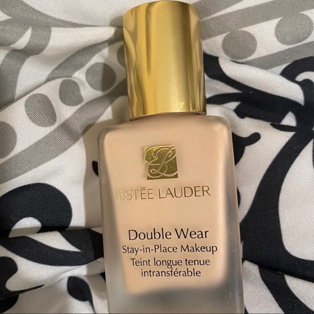 Estee Lauder Double wear foundation
